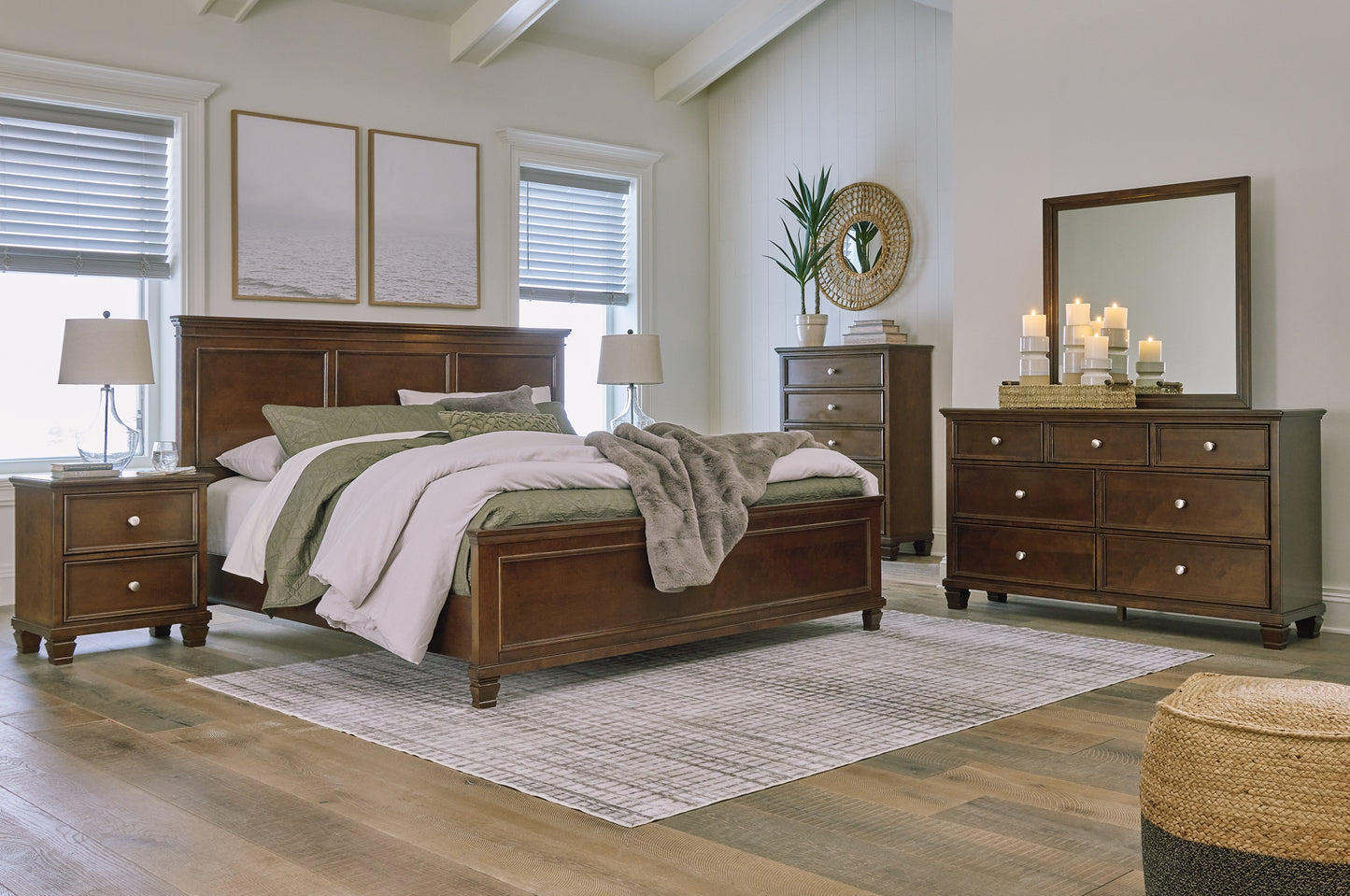 Danabrin California King Panel Bed with Mirrored Dresser, Chest and 2 Nightstands