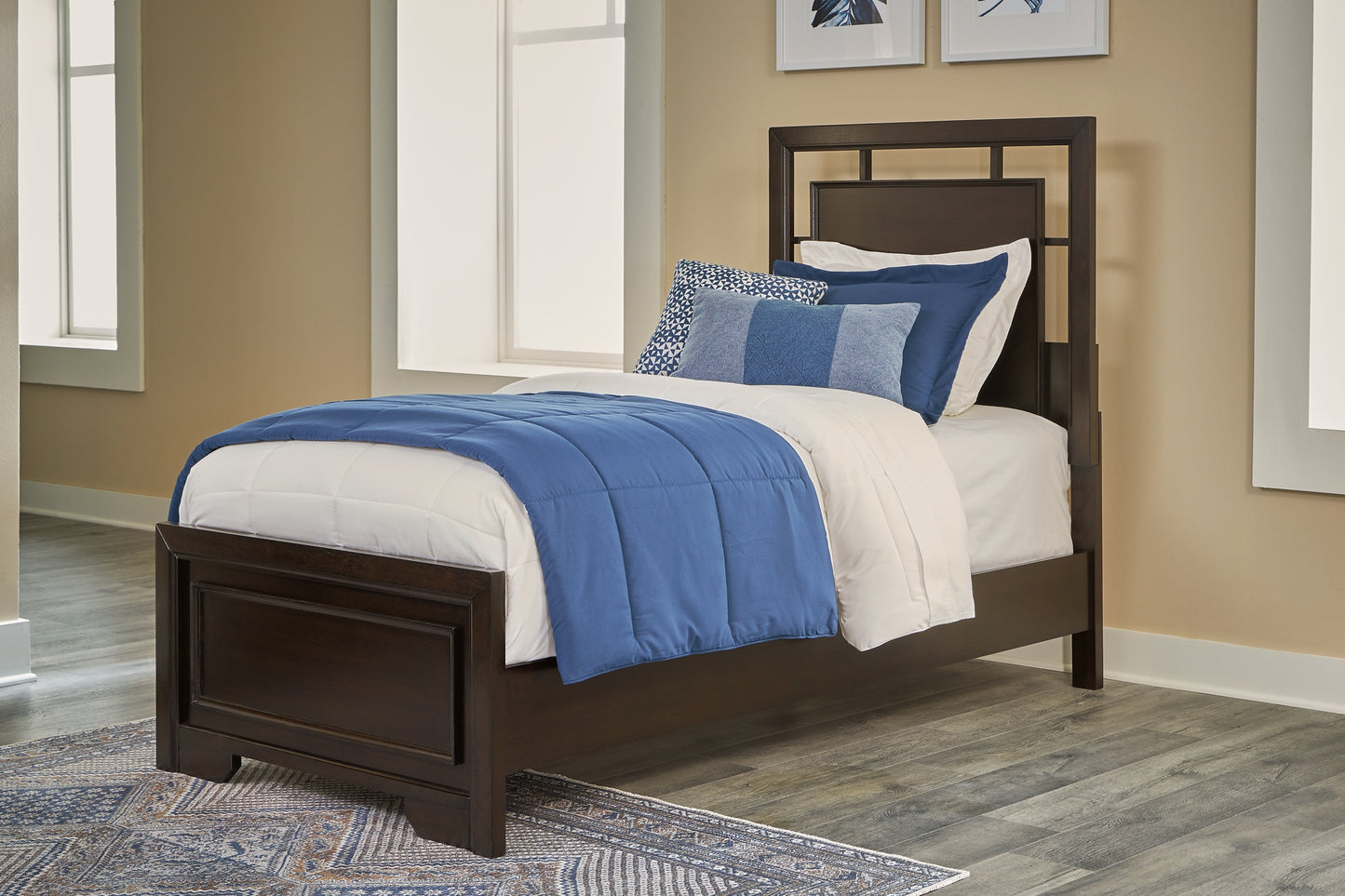 Covetown Twin Panel Bed with Mirrored Dresser and Nightstand