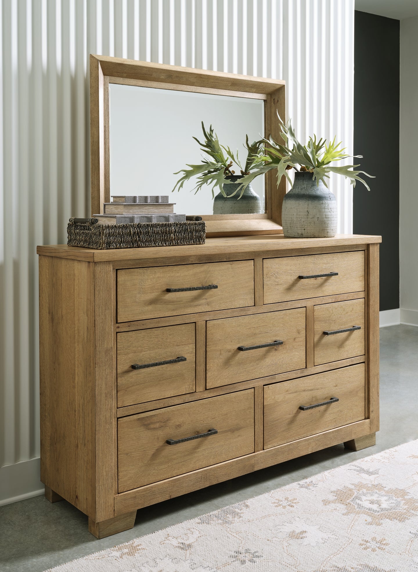 Galliden Queen Panel Bed with Mirrored Dresser